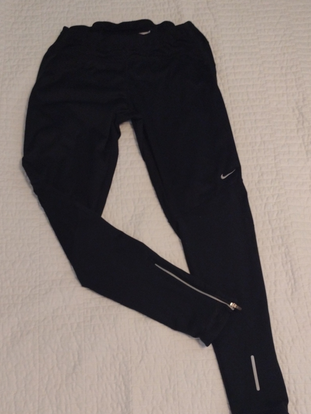 Nike DriFit Running Leggings Women M Black Reflective & Zipper Ankle Drawstring